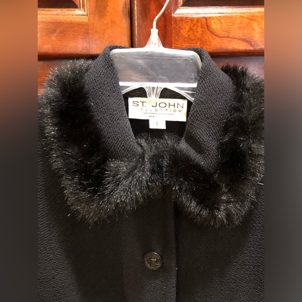Vintage St. John Black Fur Trim Blazer Jacket Sz 6 Knit Quiet Luxury Old Money - Picture 6 of 11
